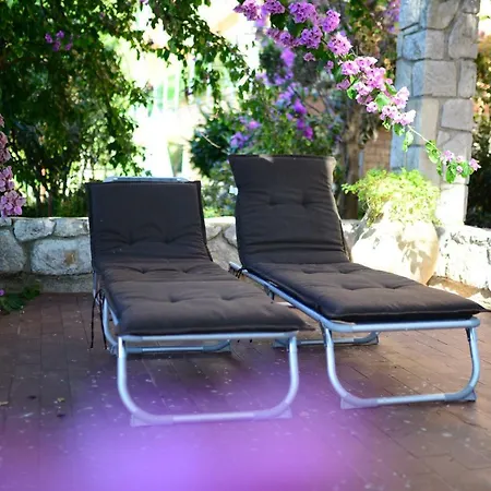 Avelina Nyaraló Mali Lošinj
